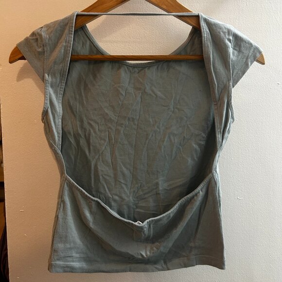 Garage Backless T-shirt - Picture 2 of 4